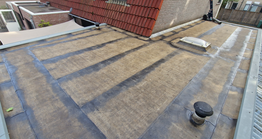 Plat dakrenovatie Hengelo