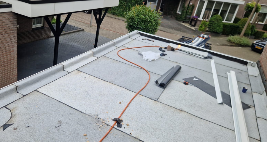 Garage dak vervangen in Enschede